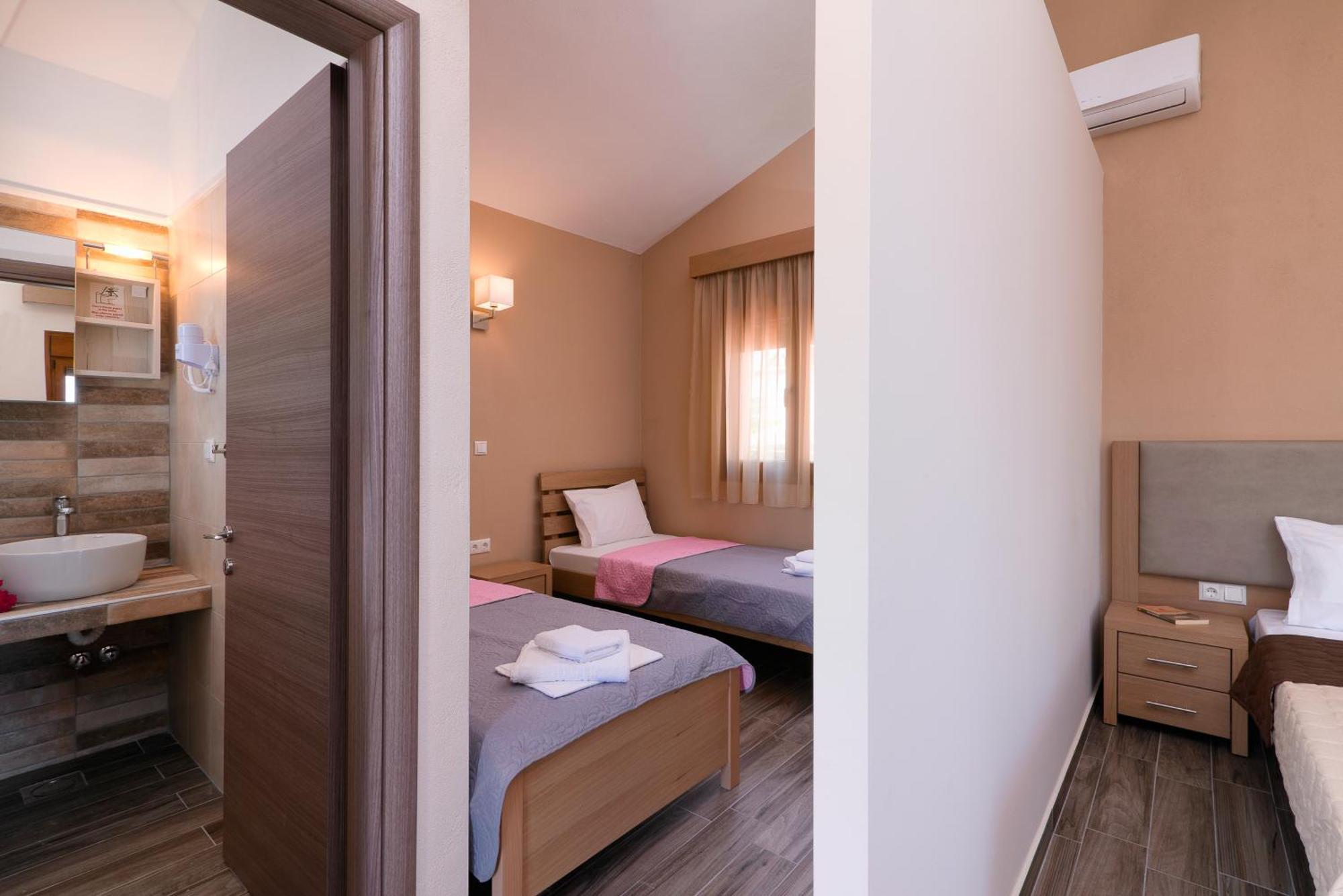 Kapsogeorgis Rooms Koinira Buitenkant foto